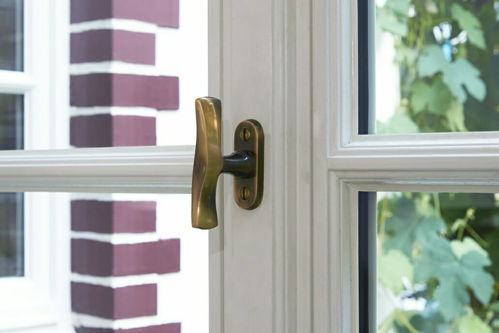 Bröcking Fenster Sprossenfenster und Innentüren aus Holz